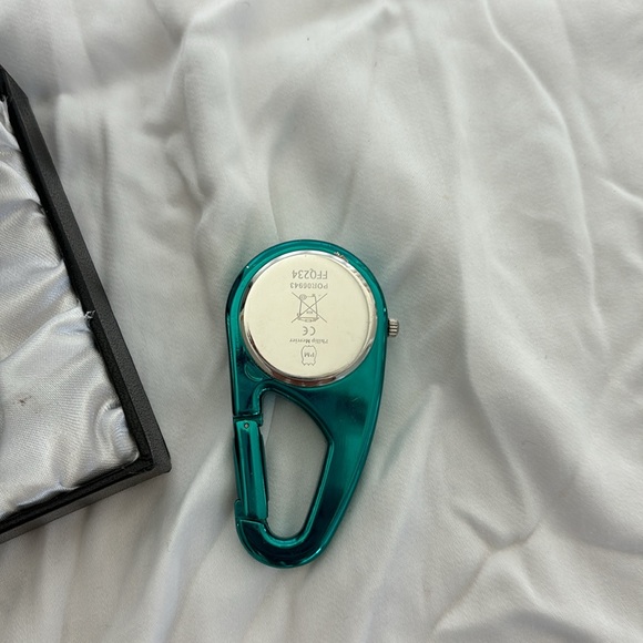 Nursing watch - Picture 2 of 2